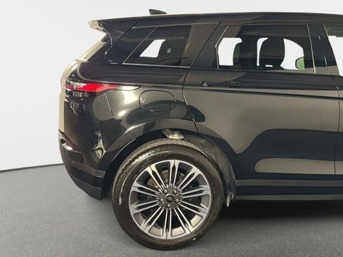 Used 2026 Land Rover Range Rover Evoque S AWD/4WD image 18