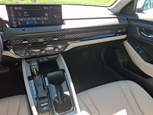 Certified 2023 Honda Accord EX-L image 16