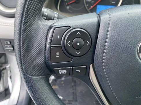 Used 2015 Toyota RAV4 XLE image 21