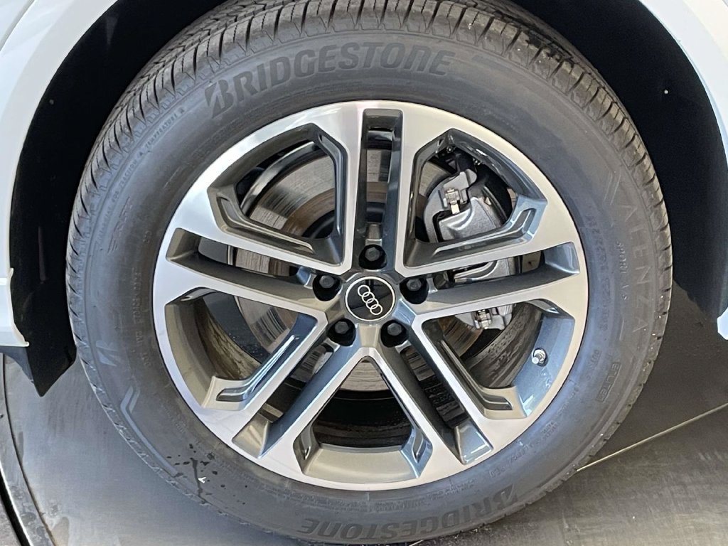 New 2026 Audi Q5 Premium Plus AWD/4WD image 11