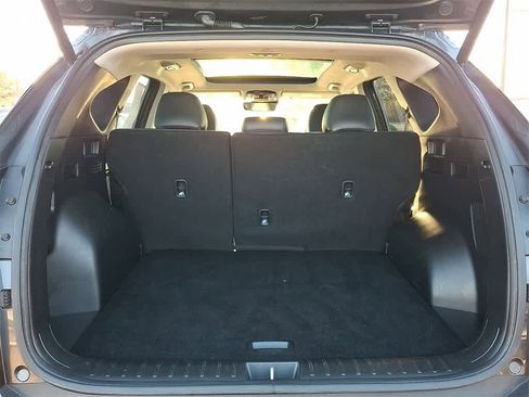 Used 2024 Hyundai Tucson Limited image 30