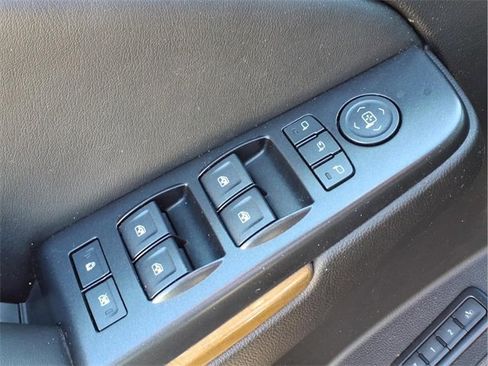 Used 2017 GMC Yukon Denali w/ Open Road Package image 14