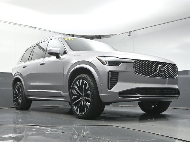Used 2026 Volvo XC90 B6 Plus w/ Protection Package Premier AWD/4WD image 33