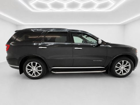 Used 2018 Dodge Durango Citadel AWD/4WD image 2