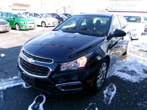 Used 2016 Chevrolet Cruze LT image 6