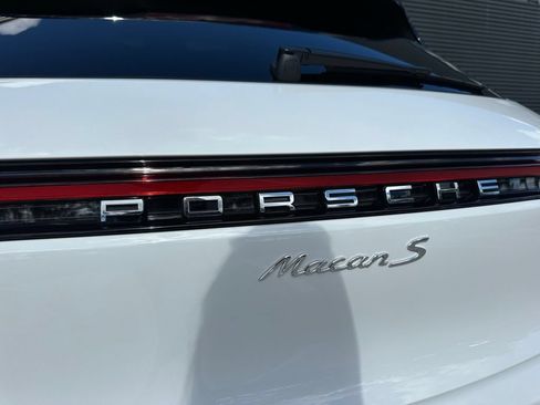 Used 2026 Porsche Macan S AWD/4WD image 14