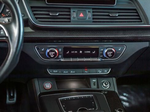 Used 2020 Audi SQ5 Premium Plus w/ Premium Plus Package image 30