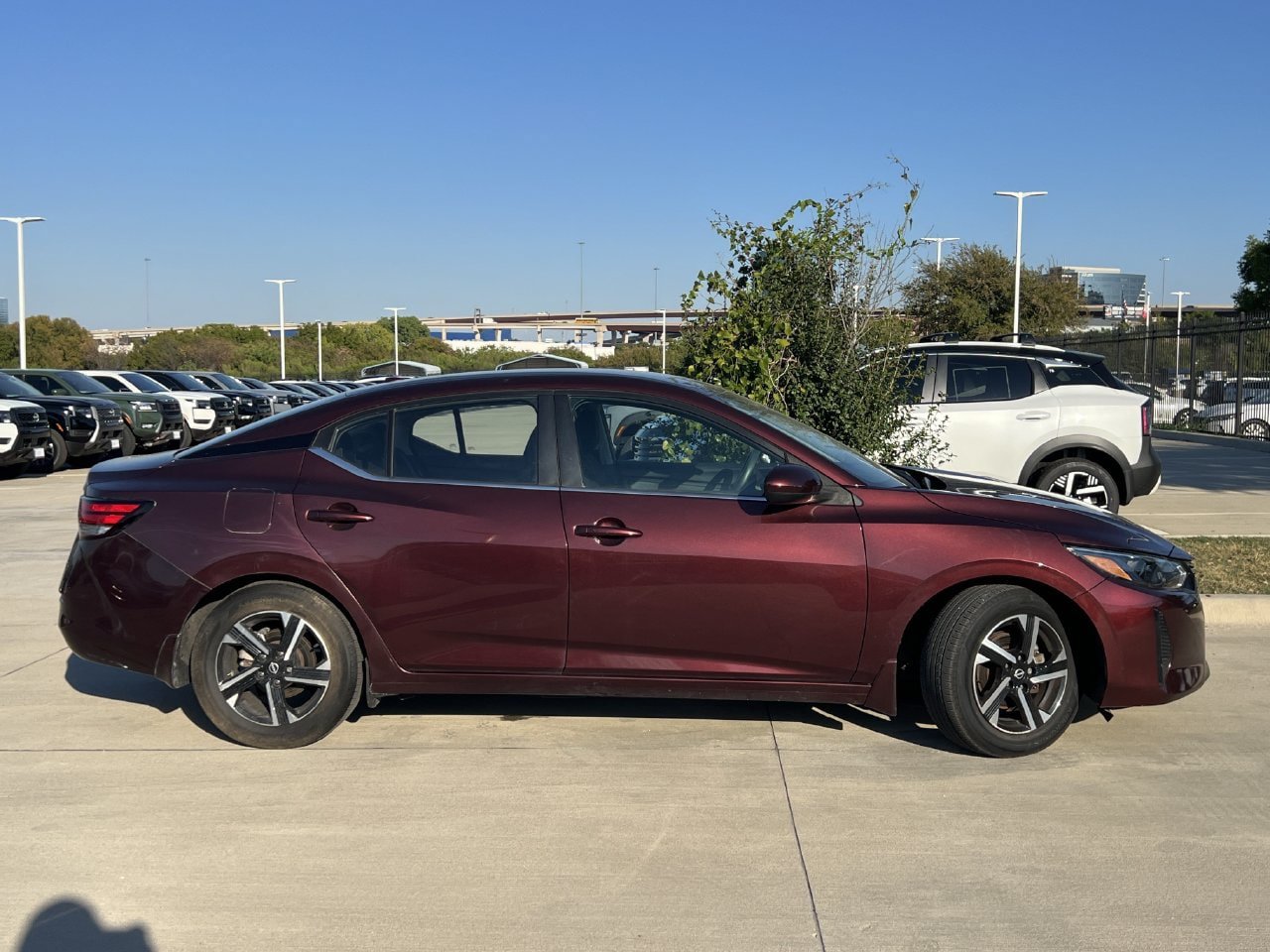 Used 2024 Nissan Sentra SV FWD image 3