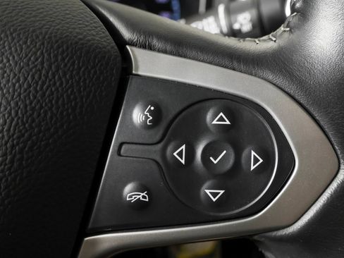 Used 2022 Chevrolet Colorado LT w/ LT Convenience Package AWD/4WD image 28
