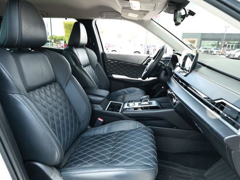 Used 2022 Mitsubishi Outlander SEL FWD image 28