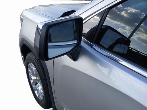 Used 2021 GMC Sierra 1500 SLT image 24