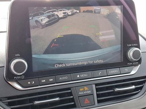 Certified 2024 Nissan Altima 2.5 SV image 17