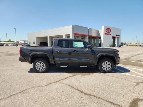 New 2026 Toyota Tacoma SR5 AWD/4WD image 7