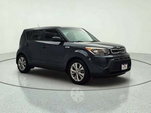 Used 2015 Kia Soul + FWD image 8
