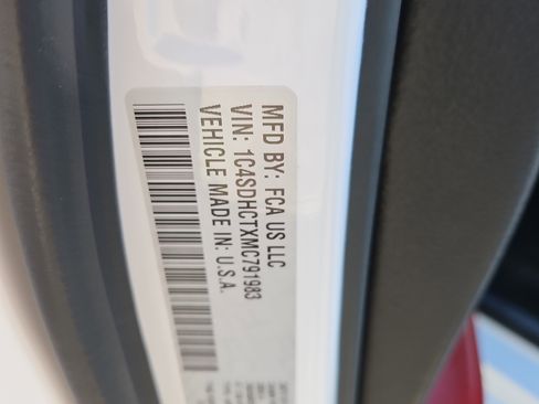 Used 2021 Dodge Durango R/T w/ Blacktop Package image 24