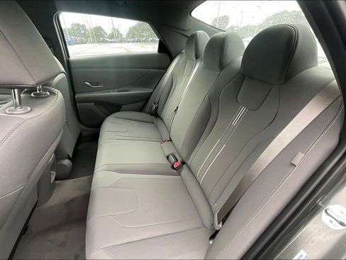 New 2025 Hyundai Elantra Sport image 10