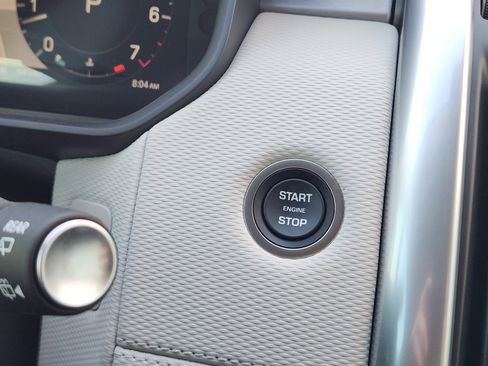 Certified 2025 Land Rover Discovery Dynamic SE image 20