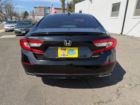 Used 2019 Honda Accord Sport image 11