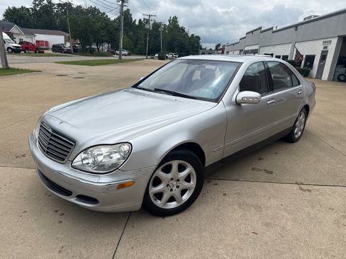 Used 2004 Mercedes-Benz S 500 4MATIC image 1