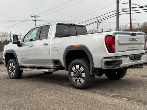 Used 2023 GMC Sierra 2500 SLT w/ SLT Premium Package image 5