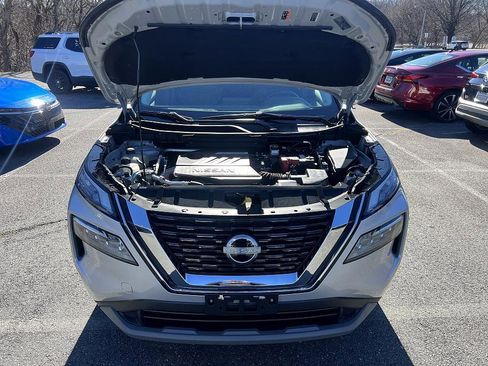 Certified 2023 Nissan Rogue SV image 9