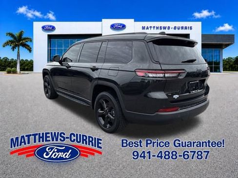 Used 2023 Jeep Grand Cherokee L Limited w/ Luxury Tech Group II AWD/4WD image 6