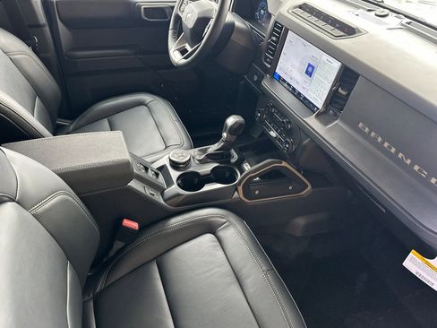 New 2026 Ford Bronco Badlands AWD/4WD image 13