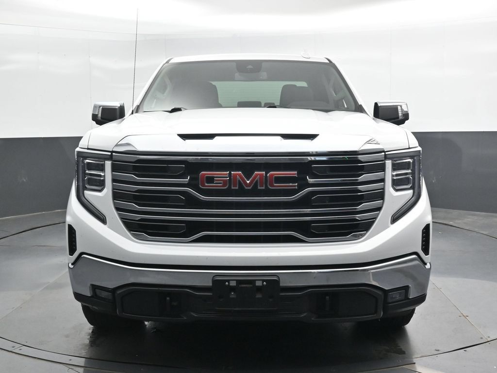 Used 2025 GMC Sierra 1500 SLT AWD/4WD image 8