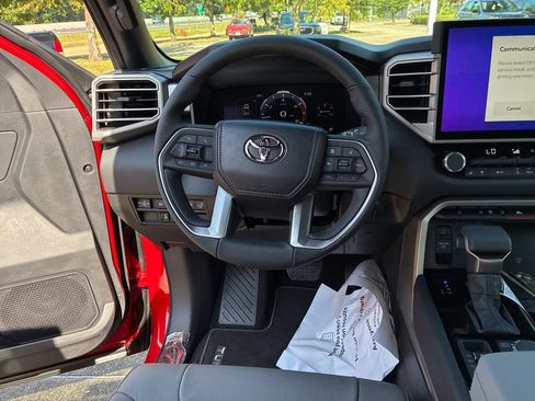 New 2026 Toyota Tundra Limited AWD/4WD image 18