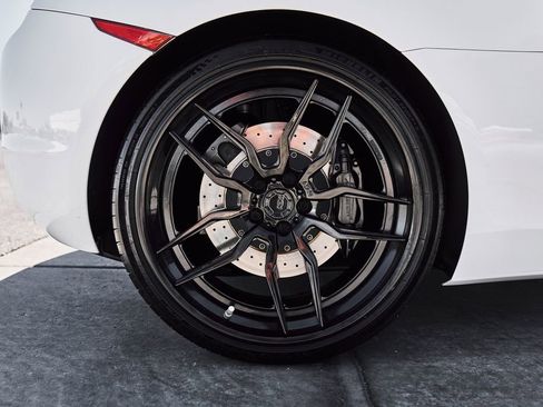 Used 2012 McLaren MP4-12C Coupe RWD image 25