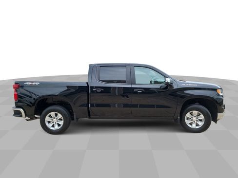 Certified 2025 Chevrolet Silverado 1500 LT AWD/4WD image 9