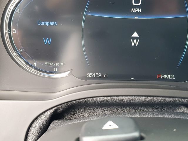 Used 2019 Cadillac Escalade Luxury AWD/4WD image 17