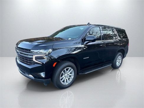 Used 2022 Chevrolet Tahoe LT image 3