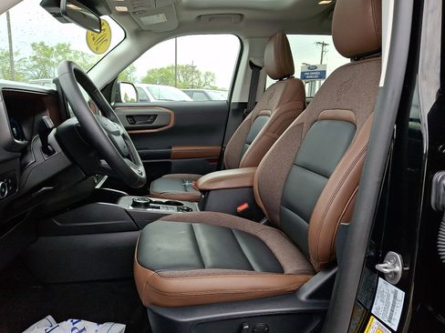 Used 2025 Ford Bronco Sport Outer Banks w/ Outer Banks Tech Package+ AWD/4WD image 14
