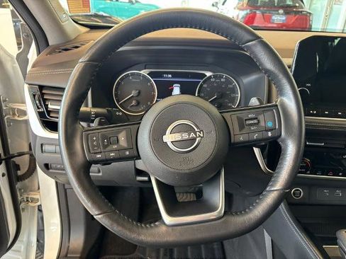 Certified 2023 Nissan Rogue SL w/ SL Premium Package AWD/4WD image 18
