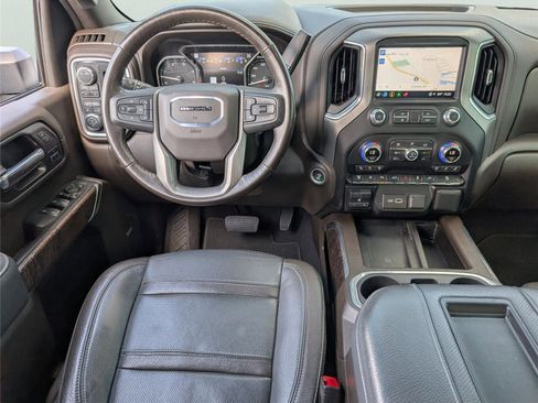 Used 2022 GMC Sierra 2500 Denali w/ Denali Ultimate Package AWD/4WD image 30