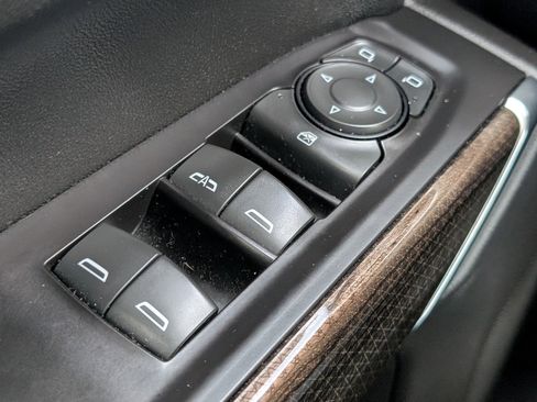 Used 2019 Chevrolet Silverado 1500 RST w/ All-Star Edition image 18