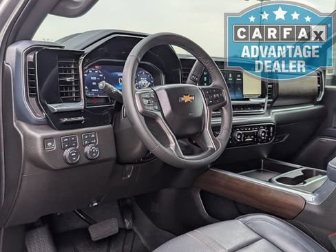 Used 2024 Chevrolet Silverado 2500 High Country w/ High Country Premium Package AWD/4WD image 4