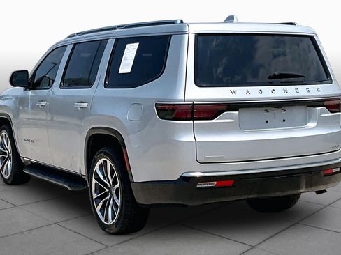 Used 2022 Jeep Wagoneer Series II w/ Premium Group I AWD/4WD image 12