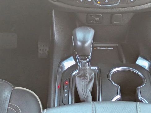 Used 2022 Chevrolet Traverse Premier w/ Redline Edition image 22