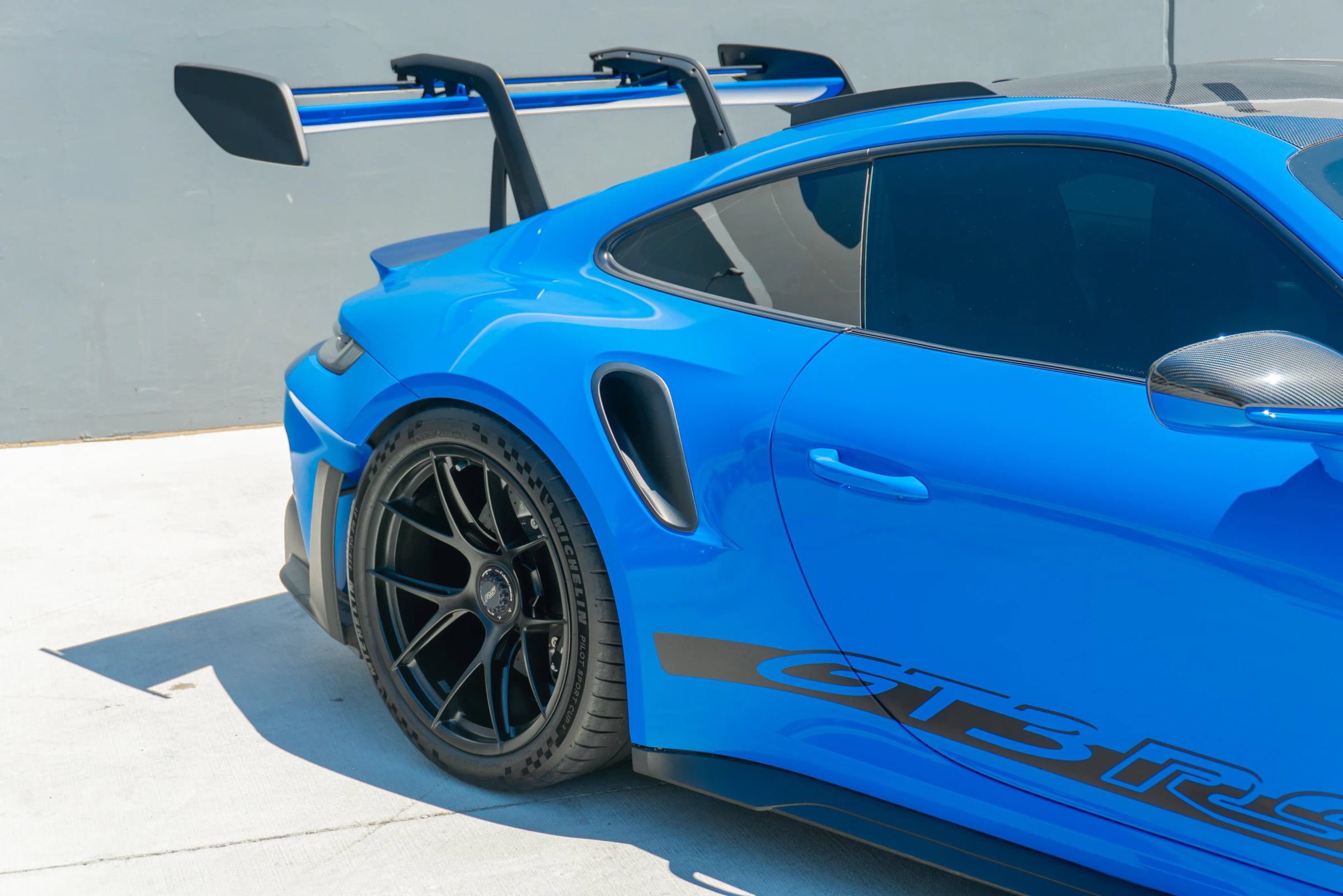 Used 2024 Porsche 911 GT3 RS RWD image 33
