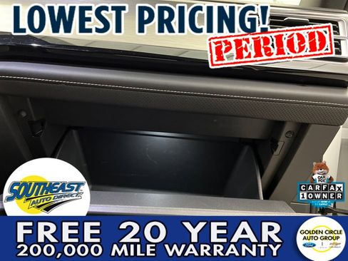 Used 2024 Volkswagen Atlas Cross Sport SE image 27