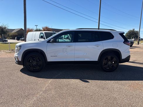 New 2026 GMC Acadia Elevation w/ Black Edition AWD/4WD image 2