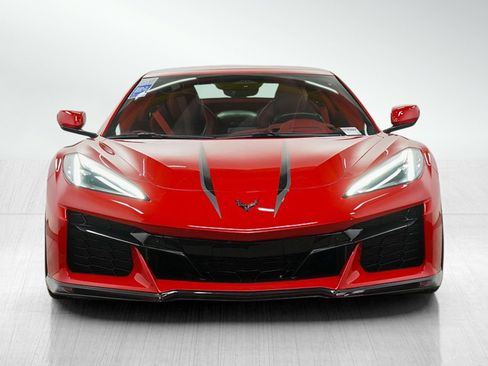 Used 2024 Chevrolet Corvette Z06 image 8