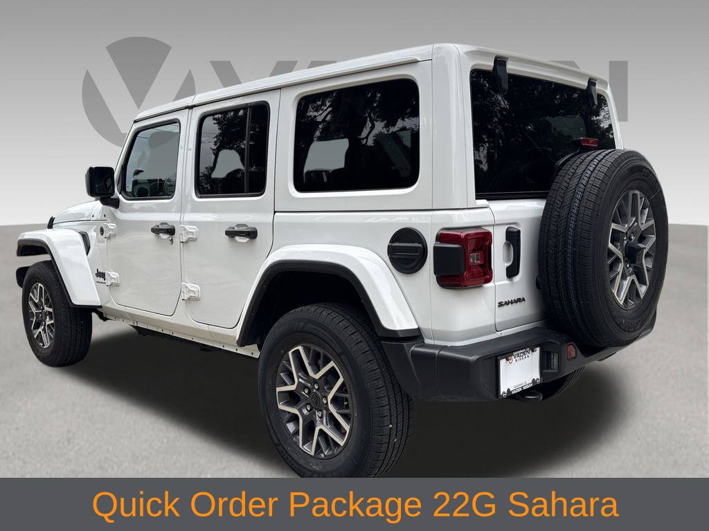 Used 2025 Jeep Wrangler Unlimited Sahara AWD/4WD image 11