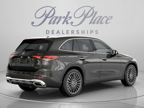 Used 2026 Mercedes-Benz GLC 300 4MATIC image 26