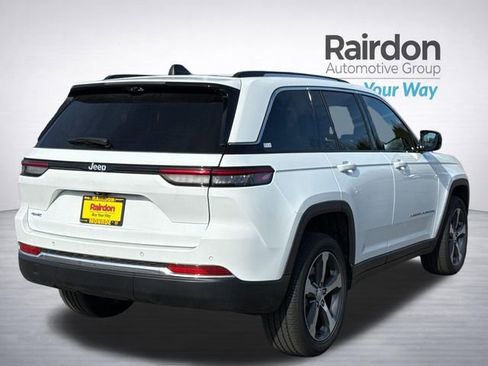 Used 2023 Jeep Grand Cherokee 4WD 4xe w/ Luxury Tech Group II image 5