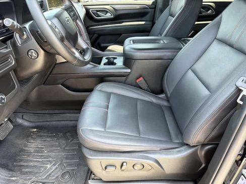 Used 2023 Chevrolet Tahoe RST w/ Luxury Package AWD/4WD image 15