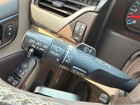 Used 2019 Chevrolet Tahoe Premier w/ Max Trailering Package AWD/4WD image 19