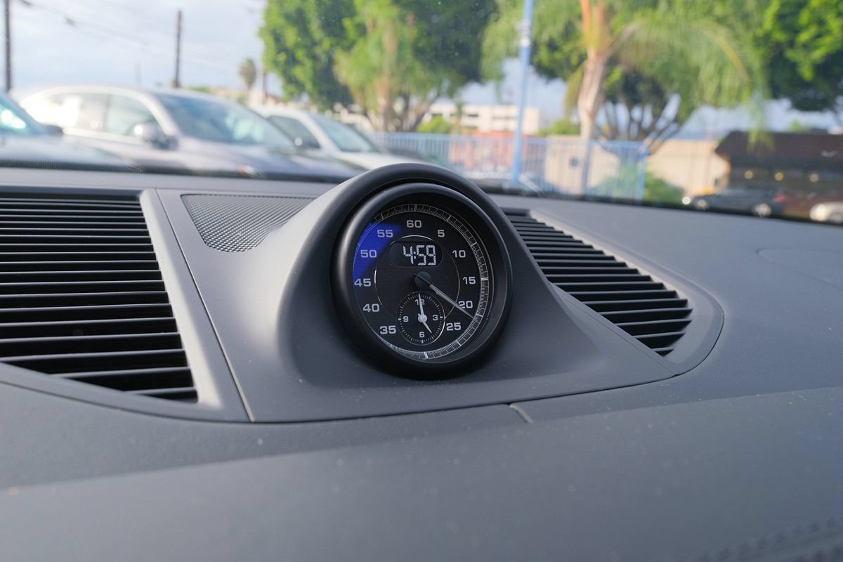 Used 2023 Porsche Macan Turbo AWD/4WD image 20
